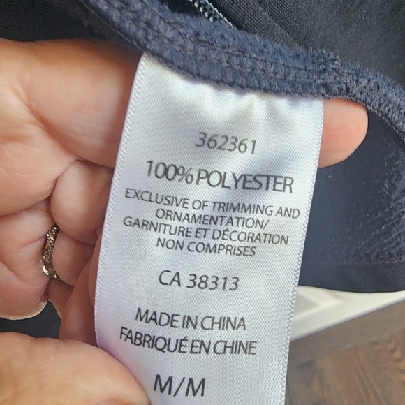 Cloudveil ladies hooded active wear zipup jacket Black ladies Medium - Picture 11 of 12